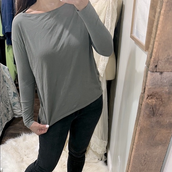 Lululemon Olive Green Long Sleeve Women's Top size 4 - Picture 2 of 6